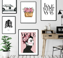 Audrey Hepburn Vogue (pink)