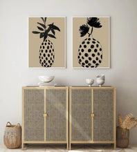Black Spotty Vase (long)