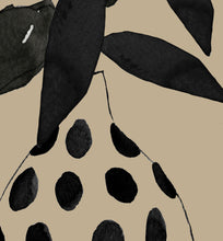 Black Spotty Vase (short)
