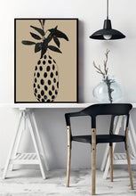 Black Spotty Vase (long)