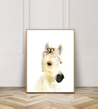 Pony with bow
